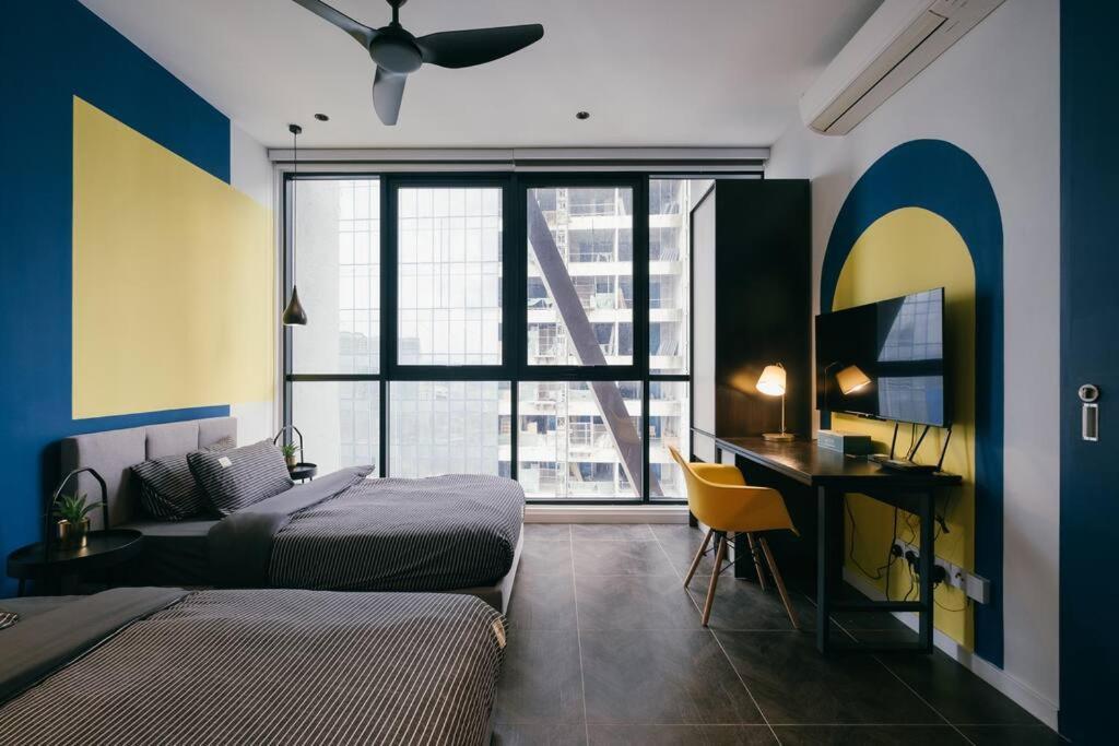 Designer Klcc 2 Bedroom 4pax 100mbps Youtube Pangsapuri *