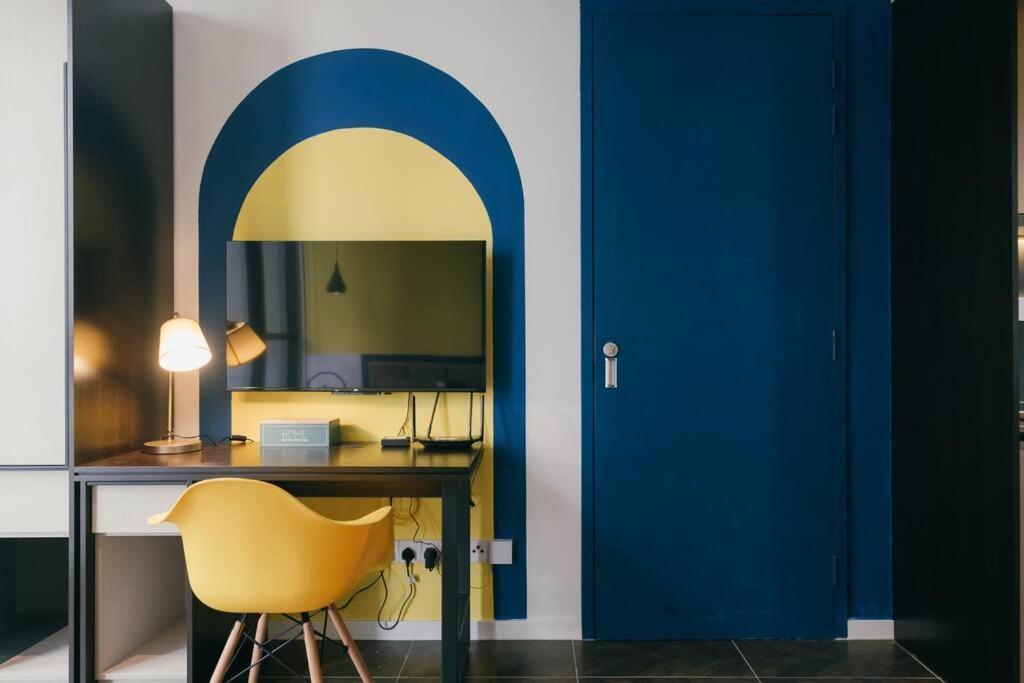 Pangsapuri Designer Klcc 2 Bedroom 4pax 100mbps Youtube