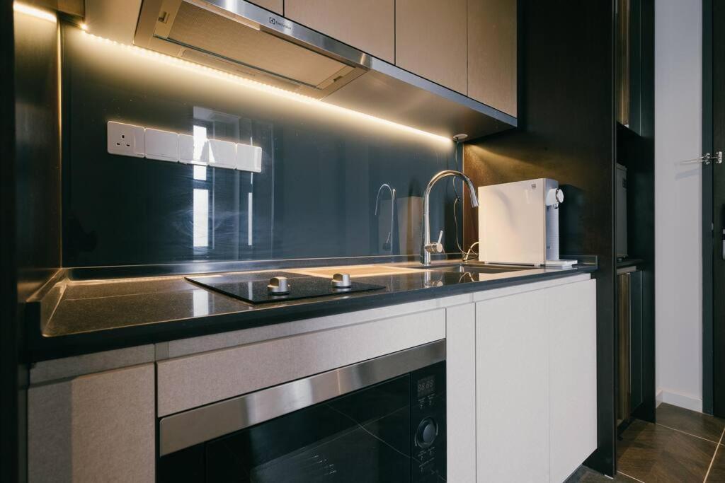 Designer Klcc 2 Bedroom 4pax 100mbps Youtube * Kuala Lumpur