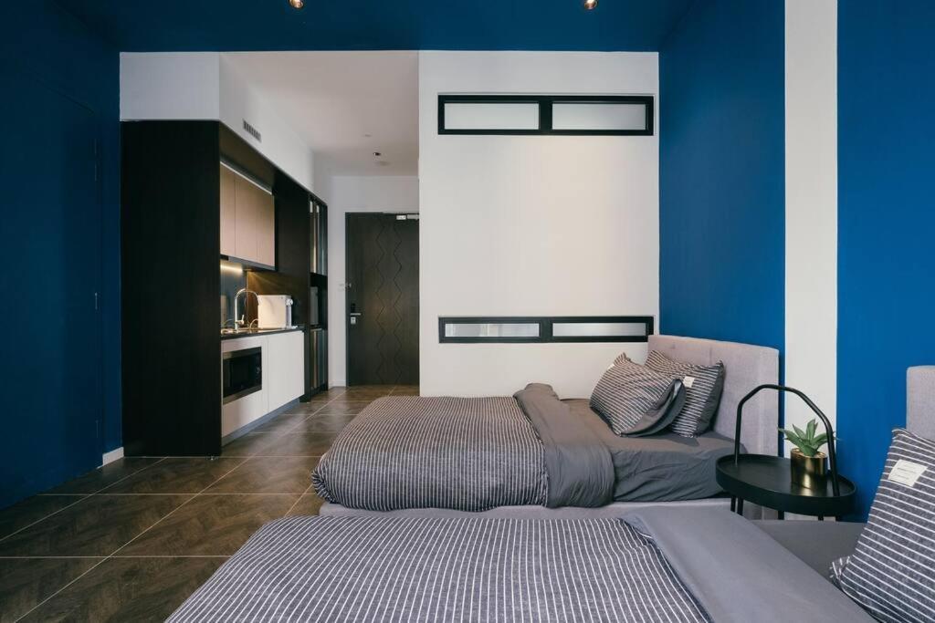 Designer Klcc 2 Bedroom 4pax 100mbps Youtube Pangsapuri *
