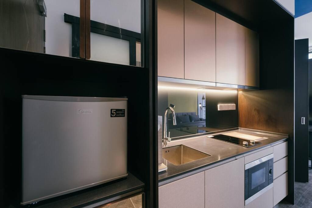 Designer Klcc 2 Bedroom 4pax 100mbps Youtube Pangsapuri *